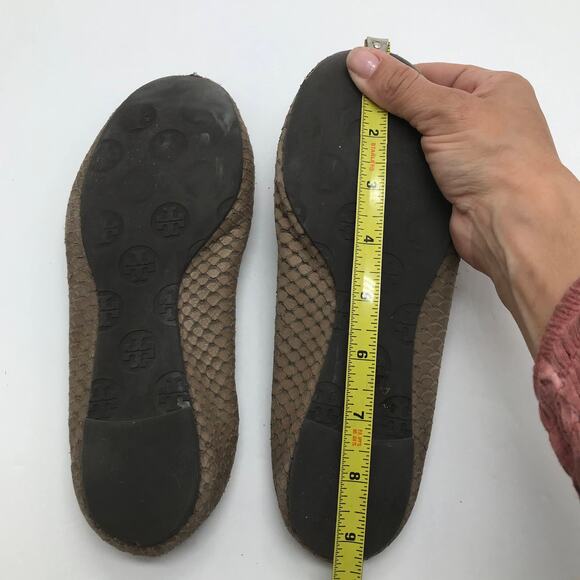 Tory Burch Women's Tan Snakeskin Reva Ballet Flat 6.5 - Picture 8 of 8